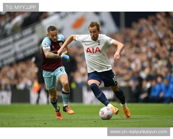 托特纳姆热刺取胜锁定前八，凯恩关键进球建功